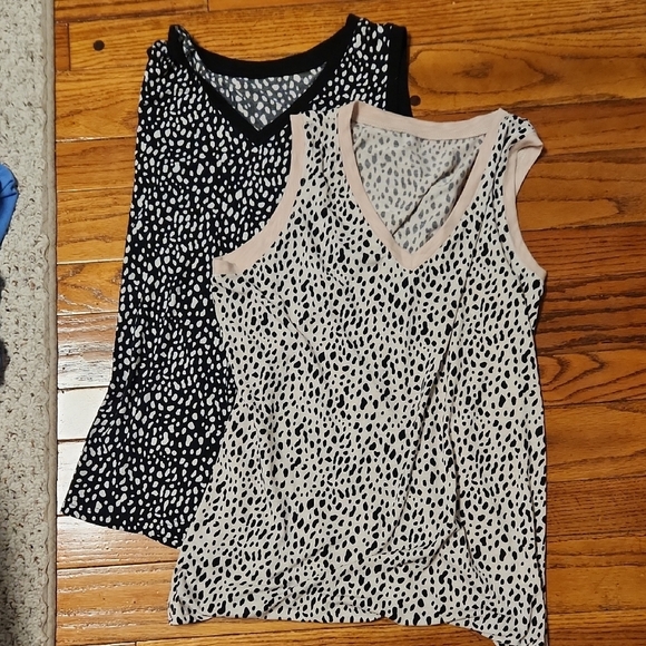 Tops - Stylish Women's Sleeveless Tops - Black and Cream